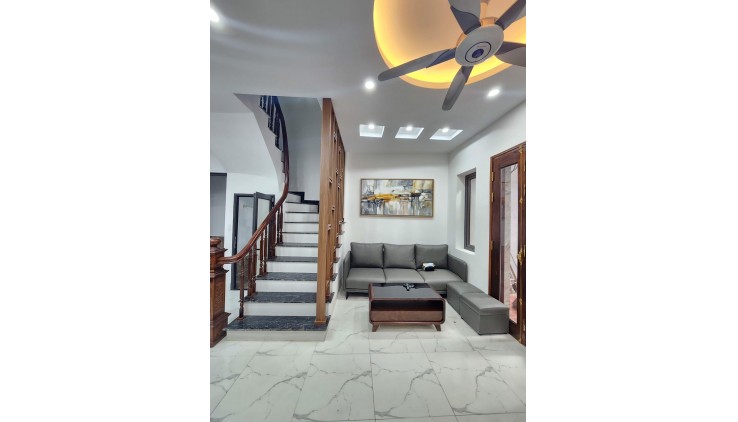 Bán nhà Lưu Hữu Phước, 41m2, ngang 4.1m, chỉ 4.4 tỷ